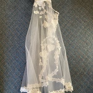 Vintage wedding veil